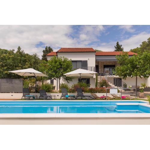 Villa Toni