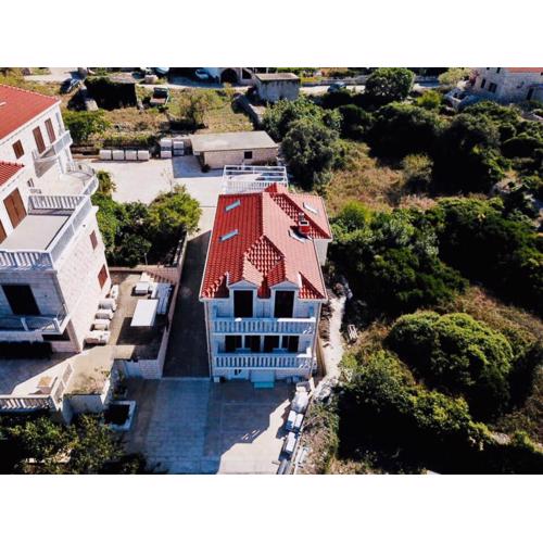 Villa Tonika