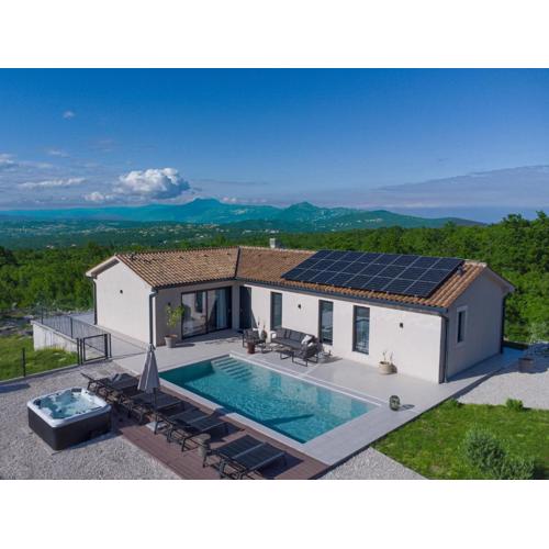 Villa TonKa with jacuzzi sauna and private pool