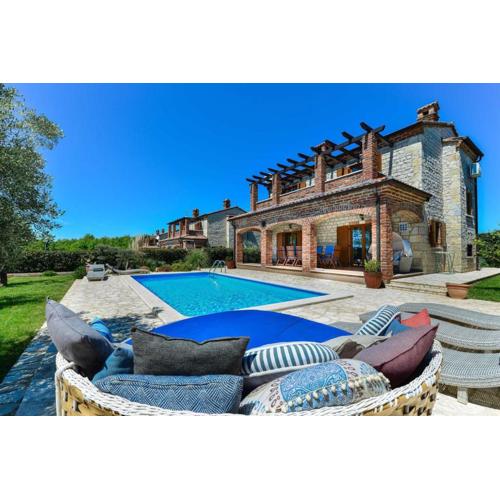 Villa Toscana Sole with pool