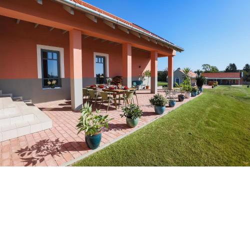 VILLA TOURI - Touri Alpesi Birtok