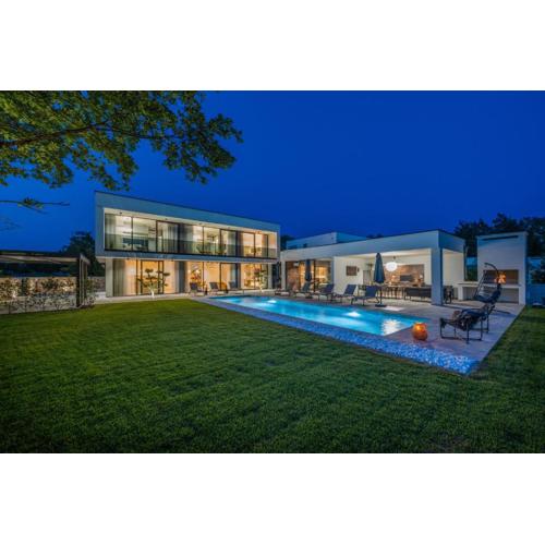 Villa Ume by IstriaLux with jacuzzi and sauna