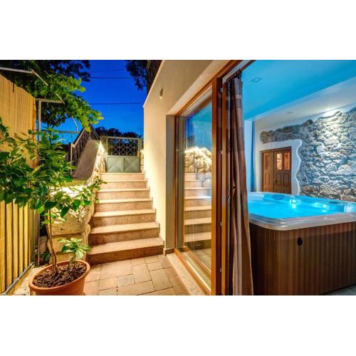 Villa Valentina - Private Pool 10x5, Whirpool and Sea View