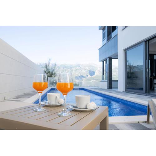 Villa Velebit - luxury apartment steps away from Adriatic Sea, with private pool and stunning views