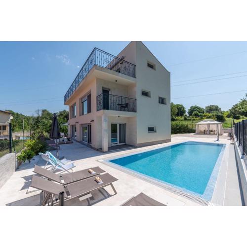 Villa Ventitre, Privatpool,Meersicht, nahe Porec- Strand NEU