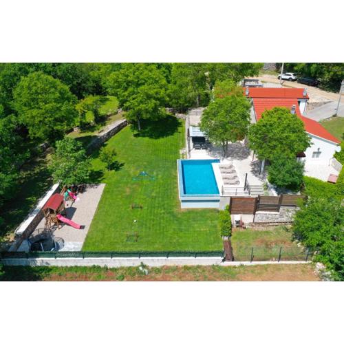 Villa Veronika - Makarska by Villas Guide