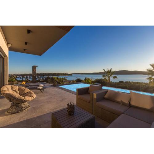 Villa Vie