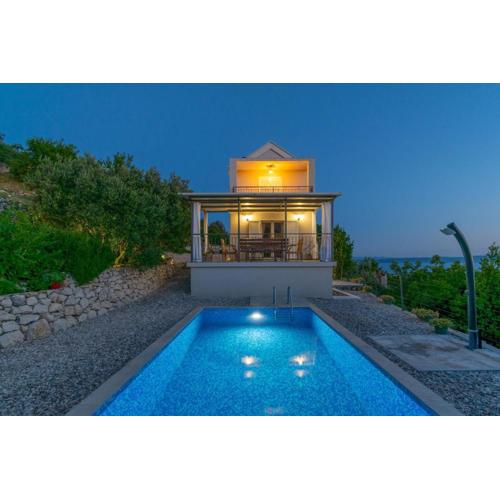 Villa with Sea View