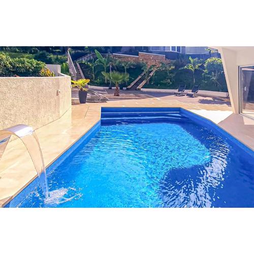Villa With Swimming Pool