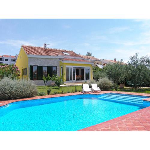 Villa Yellow House by Interhome