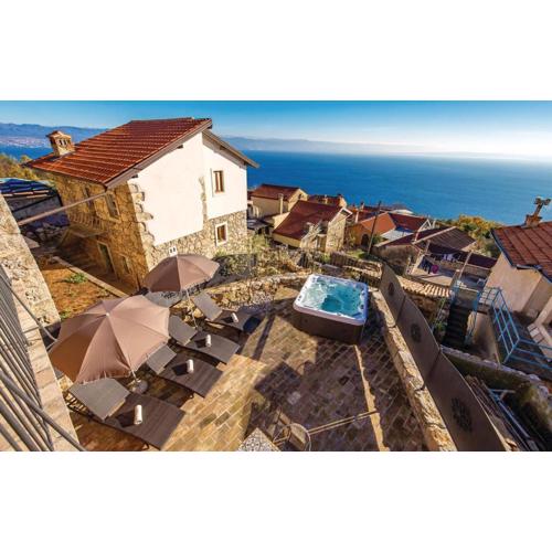 Villa Zora with hot tub, Mošćenička Draga - Obrš