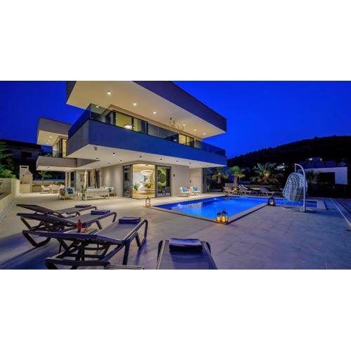 Villas Lucy - 1 Lemon -outdoor pool , 2 Cherry-indoor pool and 3 Plum-outdoor pool
