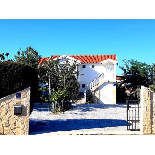 villa.sunny.nin