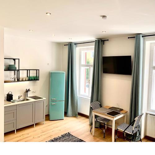 Vintage Chic Studio - by Nahuen Suites