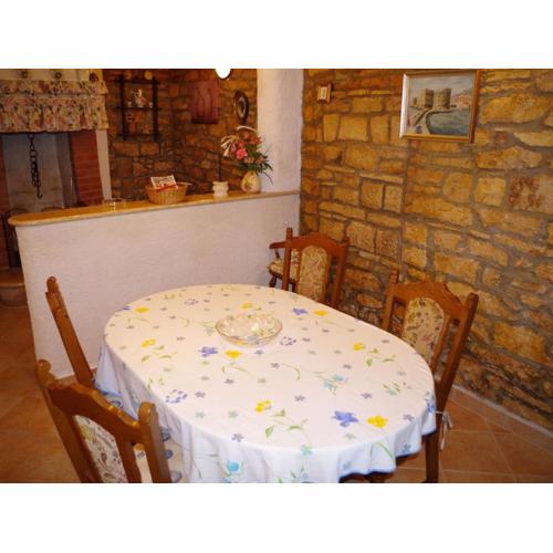 Vintage Holiday Home in Rakalj with Garden