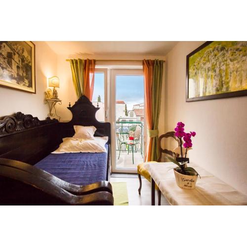 Vintage House for rent 60m from Sea