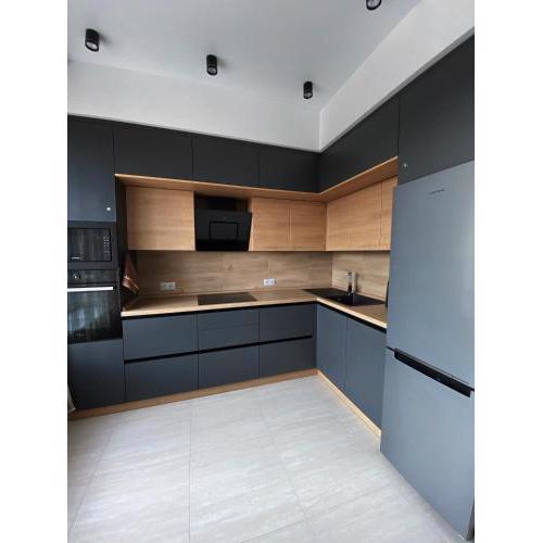 Центр &VIP Apartment & ЖК Театральний & ЖК Шевченка Парковка