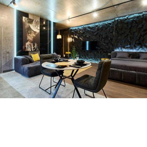 VIP Studio MANHATTAN City, Prospect Beresteiskyi 11