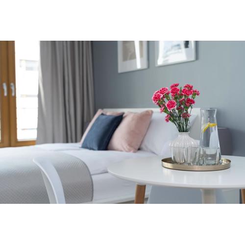 Vistula Boulevard Apartment with free parking spot