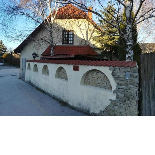 Vörös Macska Vendégház