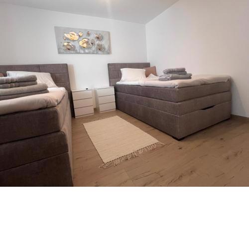 VUK Apartment & Rooms
