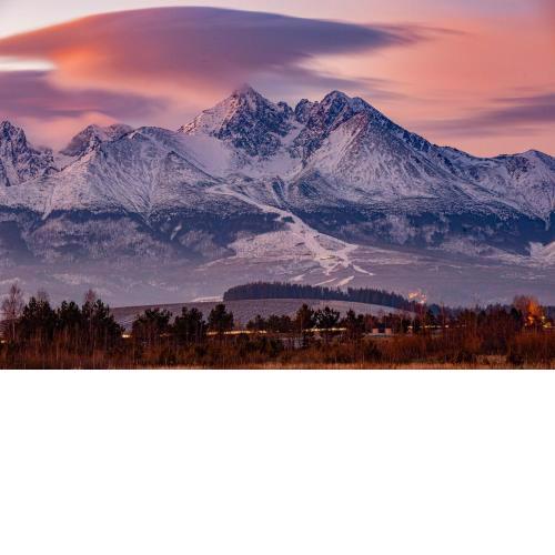 Vysoke Tatry vila pre 17 - 27 osob