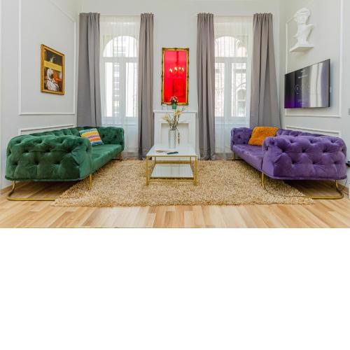 W17Elegant Inner City Apt w/King bed&Friendly Host