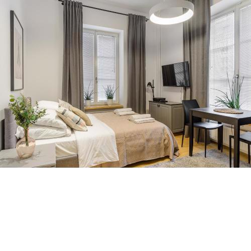 WARECKA Luxury Studio P&O Serviced Apartments