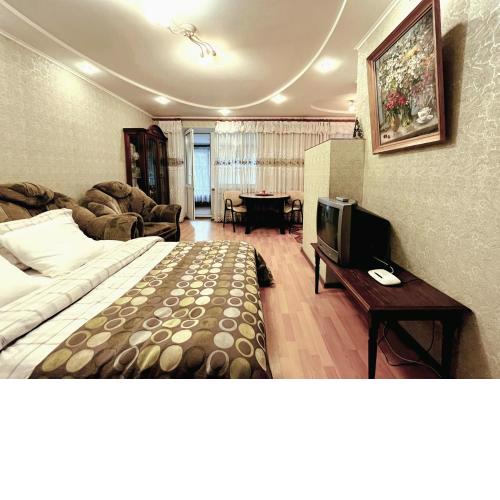 Теплая квартира с верандой на Белецкого возле Исида, Шалимова, warm apartment with a veranda in Kyiv, Beletsky