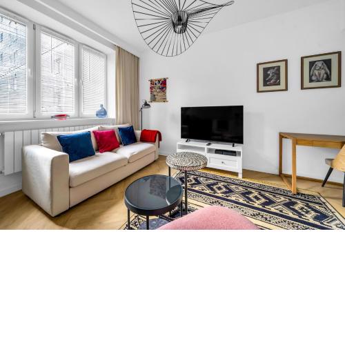 Warsaw - Workspace & Park nearby - by Rentujemy