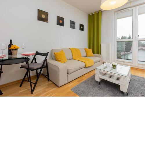 Warsaw Bemowo Modern Apartment Dywizjonu 303 by Noclegi Renters