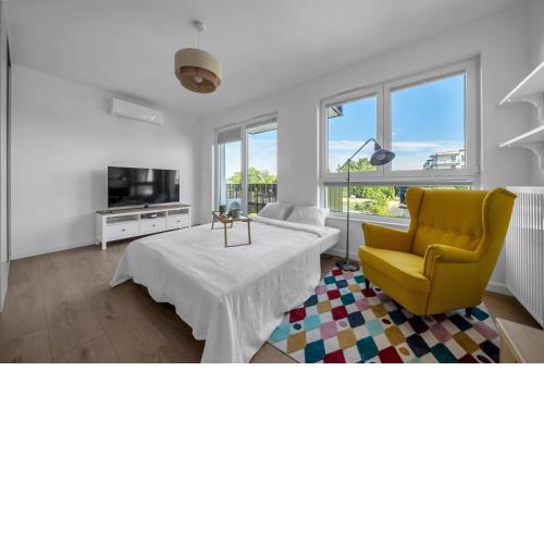 Warsaw Białołęka Apartment - Balcony, Parking, AC - by Rentujemy