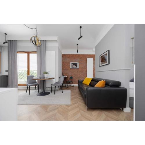 Warsaw Elegant Studio Metro Młociny with Parking Perfect for Remote Work by Noclegi Renters