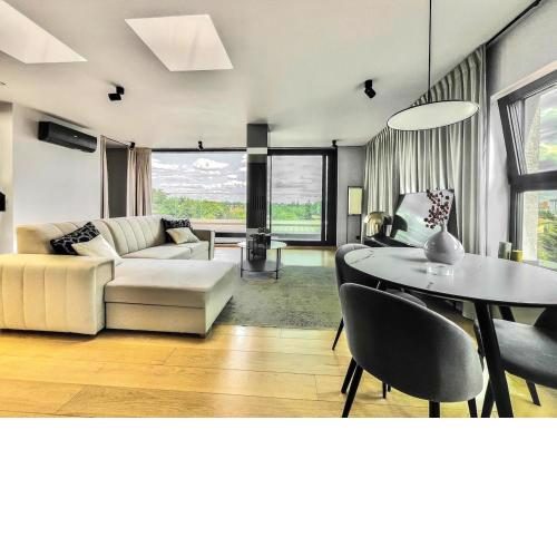 Warsaw Glamour Penthouse