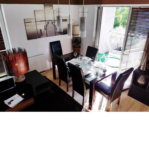 Warsaw King Size Apartment