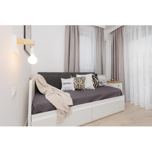 Warsaw Piaseczno Peaceful Apartment Cichej Łąki by Noclegi Renters