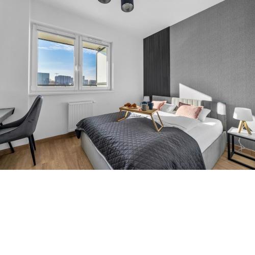Warsaw Praga - Modern Apt, Parking, near River - by Rentujemy
