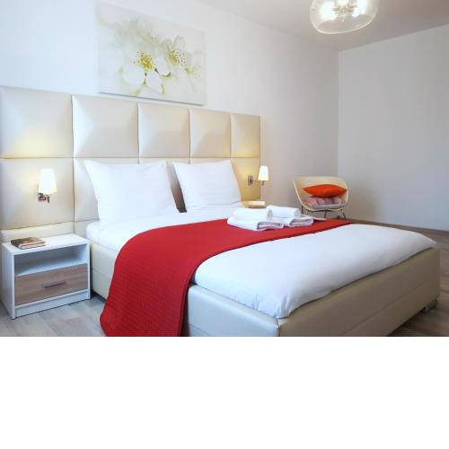 Warsaw Royal Stay Aleja Jana Pawła II