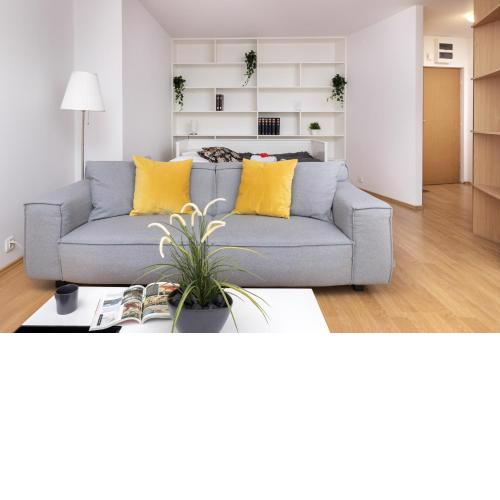 Warsaw Ursynów Modern Apartment by Noclegi Renters