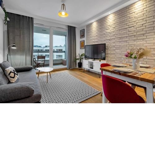 Warsaw Wola - Parking, Balcony, Quiet & Green Quarter - by Rentujemy