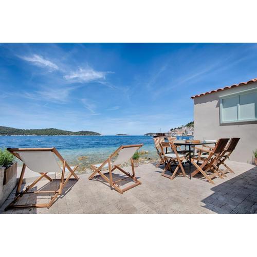 Waterfront Kut House