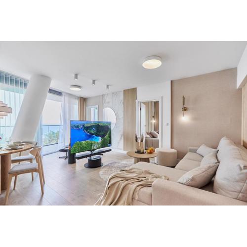 Wave Beachfront Family Apartment