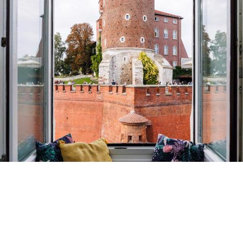 Wawel Castle View - City Center Suite - by Upstairs
