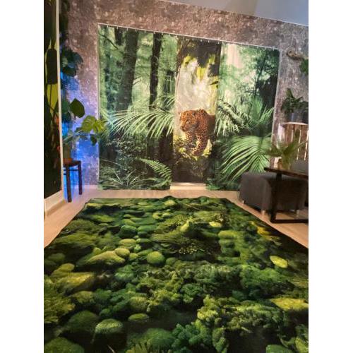 WELCOME to the JUNGLE