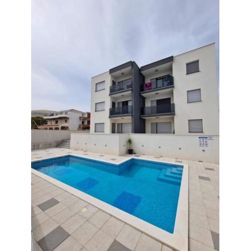 West Star Apartment