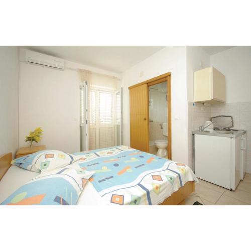 White Hill Studio-Apartments