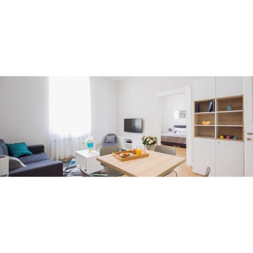 White Rose Apartment