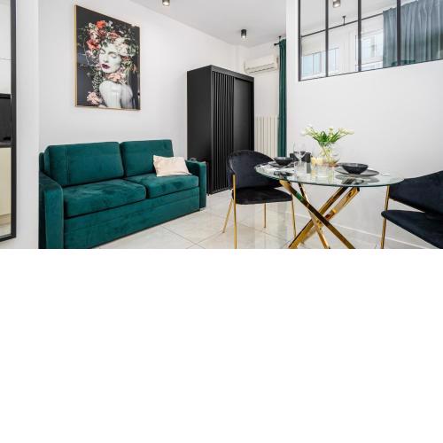 Widok Apartments near the Palace of Culture and Science by Sun & Snow