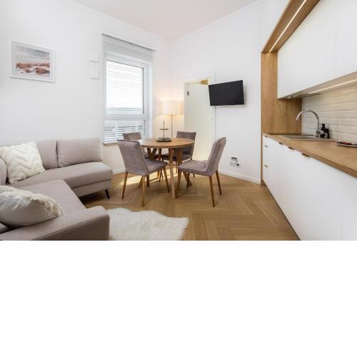 Wiktoryn 18 Citysphere Premium Suite 1