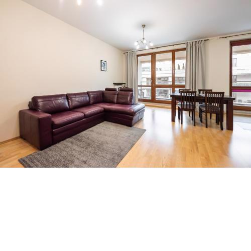 Wilanów Violet Apartment